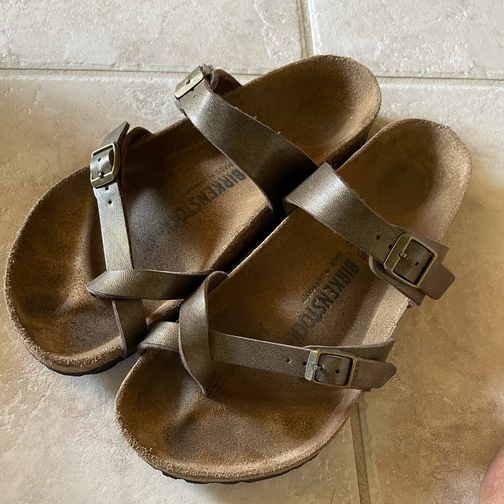 Birkenstock Mayari sandals